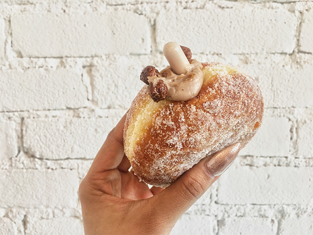 dandyeats-mrholmes-bakehouse-booze-donut