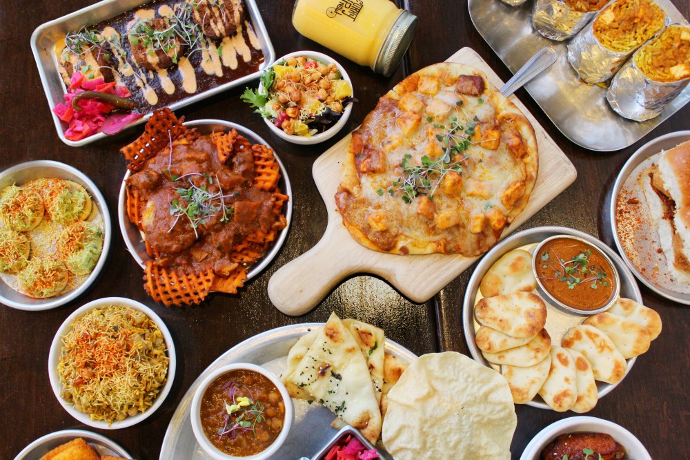 DandyEats-CurryUpNow-Flat-Spread